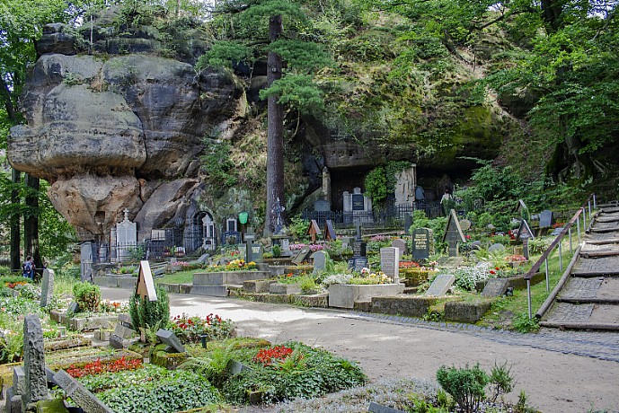 Bergfriedhof auf dem Berg Oybin