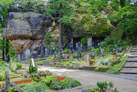 Bergfriedhof auf dem Berg Oybin